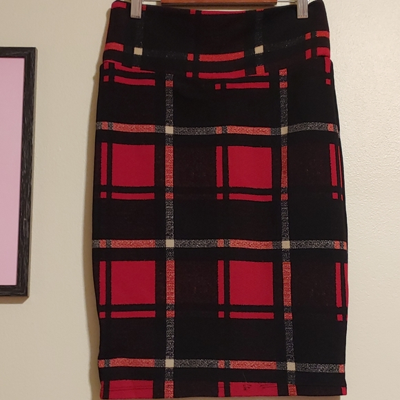 Lularoe Cassie sophisticated plaid skirt waffle - Picture 4 of 5